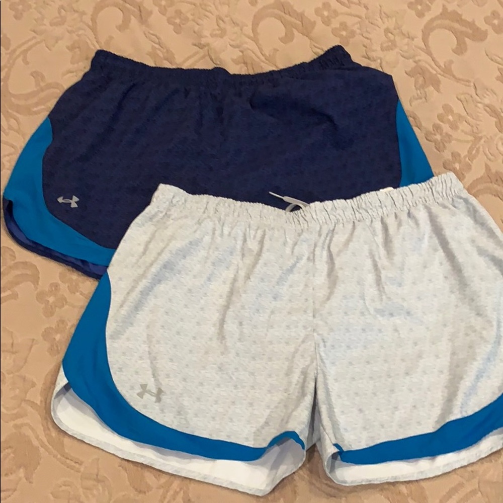 Lot of 2 under armour heat gear shorts